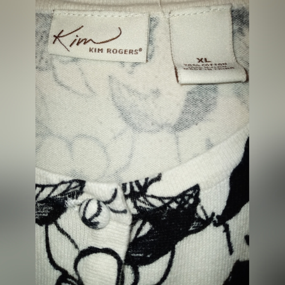 Kim Rogers 3/4 sleeve lightweight button down sweater white and black floral